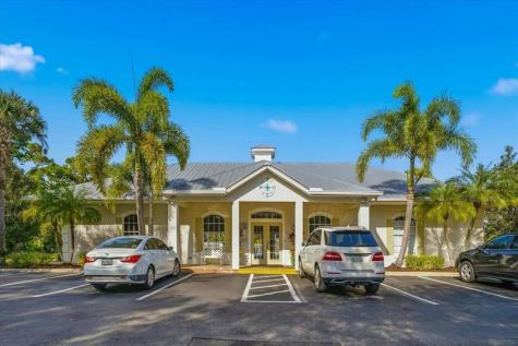 235 11TH Square Vero Beach FL 32962