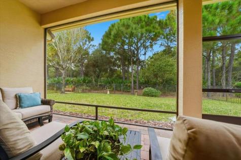 235 11TH Square Vero Beach FL 32962