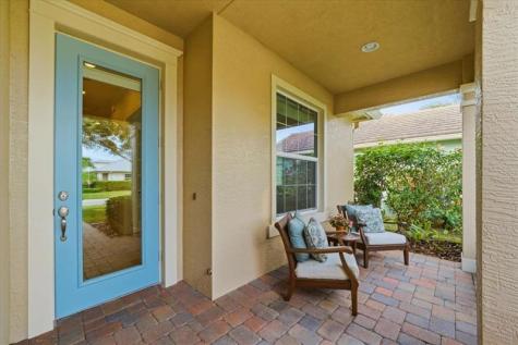 235 11TH Square Vero Beach FL 32962