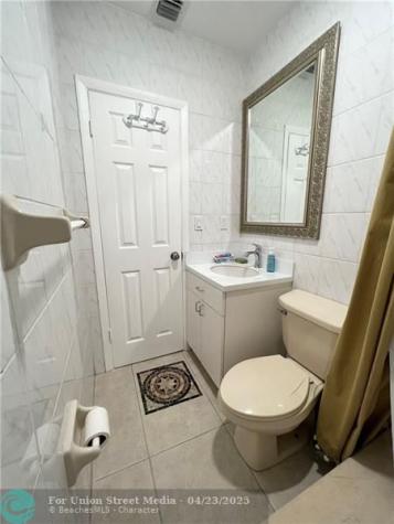 225 E 41st Street Hialeah FL 33013