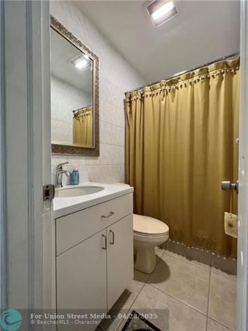 225 E 41st Street Hialeah FL 33013