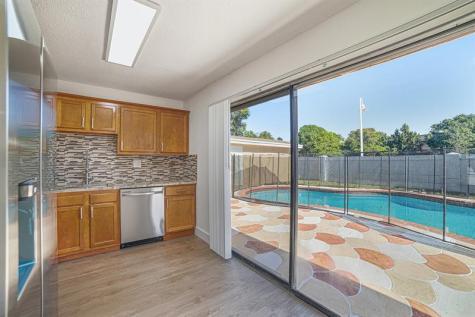 630 SW 81st Terrace North Lauderdale FL 33068
