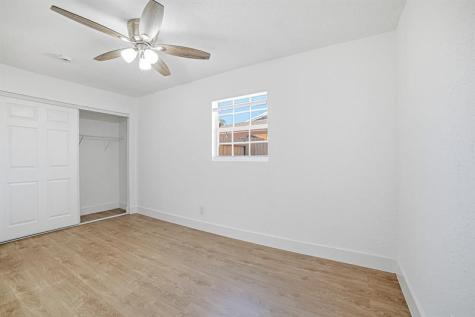 630 SW 81st Terrace North Lauderdale FL 33068