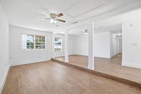 630 SW 81st Terrace North Lauderdale FL 33068