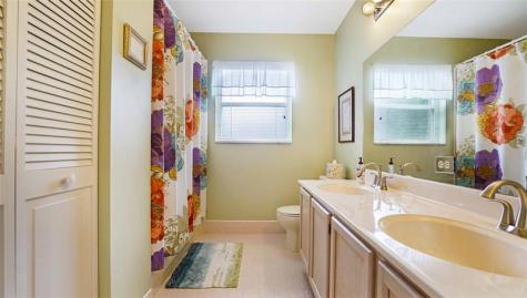 3099 Perriwinkle Circle Davie FL 33328