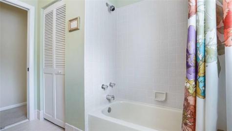 3099 Perriwinkle Circle Davie FL 33328