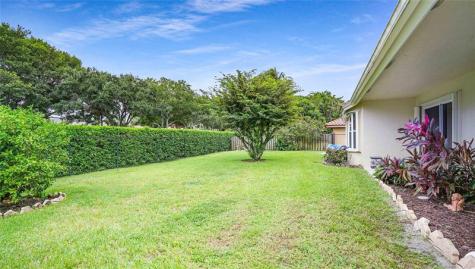 3099 Perriwinkle Circle Davie FL 33328