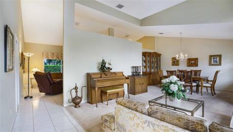 3099 Perriwinkle Circle Davie FL 33328