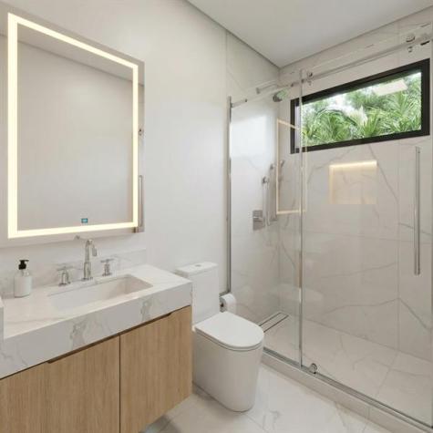 2500 NE 18th Avenue Wilton Manors FL 33305
