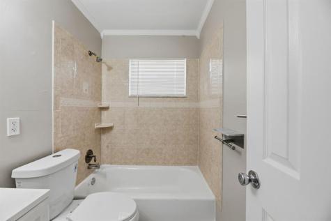 1520 SW 68th Way North Lauderdale FL 33068
