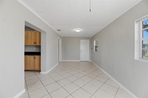 1520 SW 68th Way North Lauderdale FL 33068