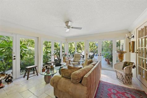 2525 NE 21st Court Fort Lauderdale FL 33305