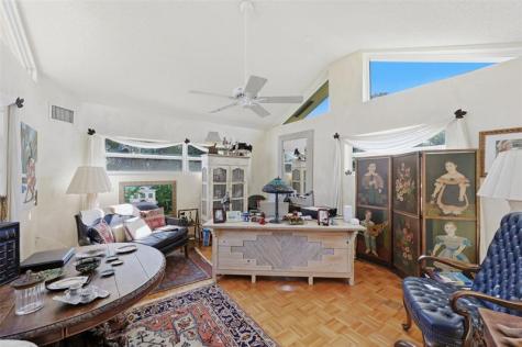 2525 NE 21st Court Fort Lauderdale FL 33305