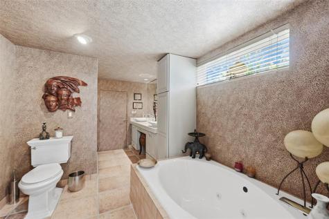 2525 NE 21st Court Fort Lauderdale FL 33305