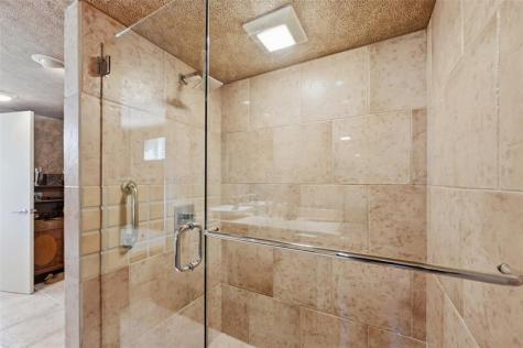 2525 NE 21st Court Fort Lauderdale FL 33305