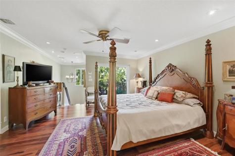 2525 NE 21st Court Fort Lauderdale FL 33305
