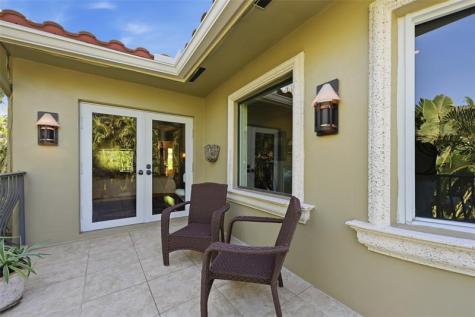 2525 NE 21st Court Fort Lauderdale FL 33305