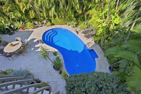 2525 NE 21st Court Fort Lauderdale FL 33305