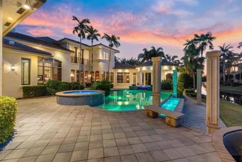 369 Sweet Bay Avenue Plantation FL 33324