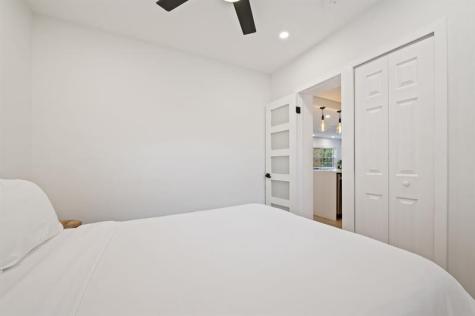 739 NE 17th Road Fort Lauderdale FL 33304