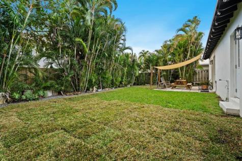 739 NE 17th Road Fort Lauderdale FL 33304
