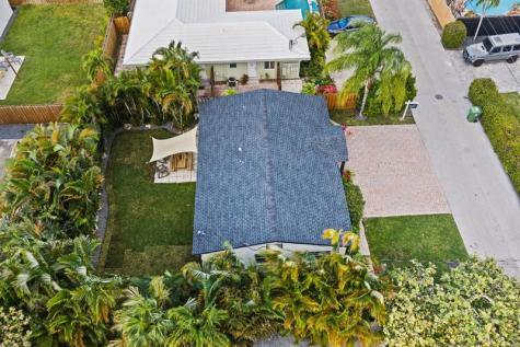 739 NE 17th Road Fort Lauderdale FL 33304
