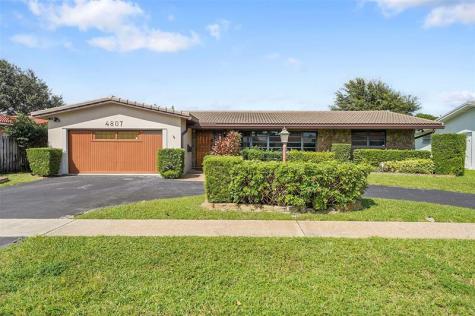 4807 Cleveland Street Hollywood FL 33021