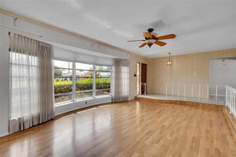 4807 Cleveland Street Hollywood FL 33021