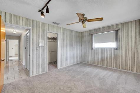 4807 Cleveland Street Hollywood FL 33021