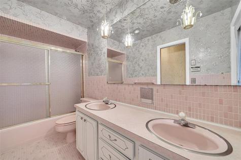 4807 Cleveland Street Hollywood FL 33021