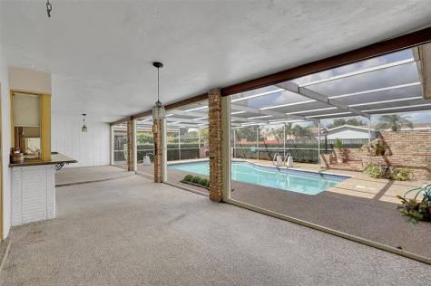4807 Cleveland Street Hollywood FL 33021