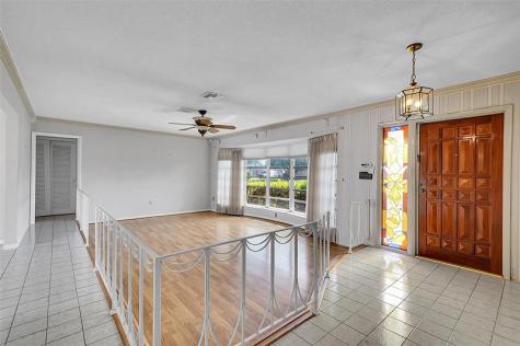 4807 Cleveland Street Hollywood FL 33021