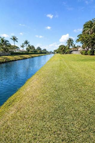 16070 SW 89th Avenue Road Palmetto Bay FL 33157
