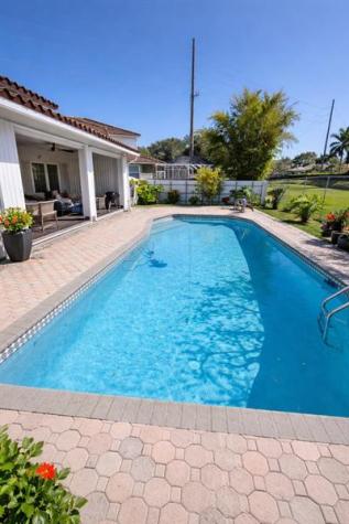 16070 SW 89th Avenue Road Palmetto Bay FL 33157