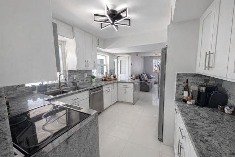 16070 SW 89th Avenue Road Palmetto Bay FL 33157