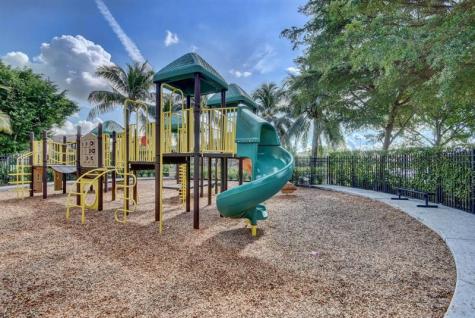 10468 Trianon Place Wellington FL 33449