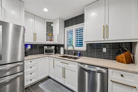 3676 NE 18th Avenue Oakland Park FL 33334