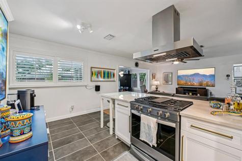 3676 NE 18th Avenue Oakland Park FL 33334