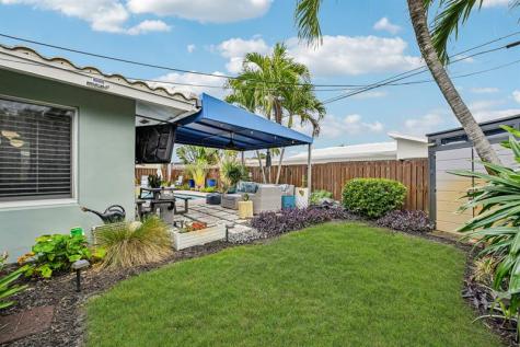 3676 NE 18th Avenue Oakland Park FL 33334