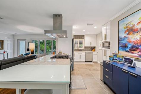 3676 NE 18th Avenue Oakland Park FL 33334