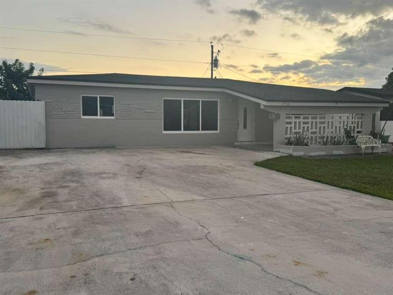 7430 Venetian Street Miramar FL 33023