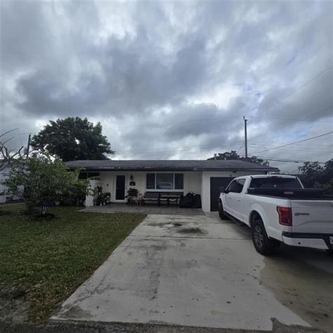 6828 NW 29th Court Sunrise FL 33313