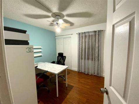 406 SW 80th Terrace North Lauderdale FL 33068