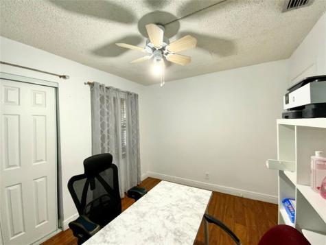 406 SW 80th Terrace North Lauderdale FL 33068
