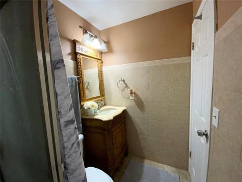 406 SW 80th Terrace North Lauderdale FL 33068