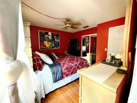 406 SW 80th Terrace North Lauderdale FL 33068