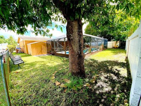 406 SW 80th Terrace North Lauderdale FL 33068