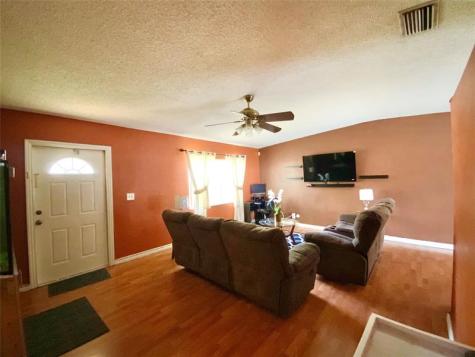 406 SW 80th Terrace North Lauderdale FL 33068