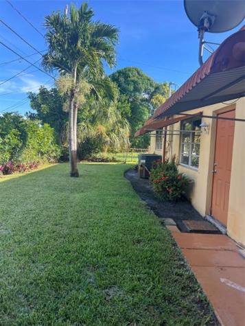 1500 NW 32nd Avenue Lauderhill FL 33311