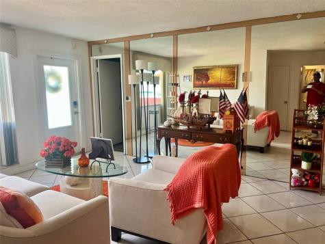 1500 NW 32nd Avenue Lauderhill FL 33311